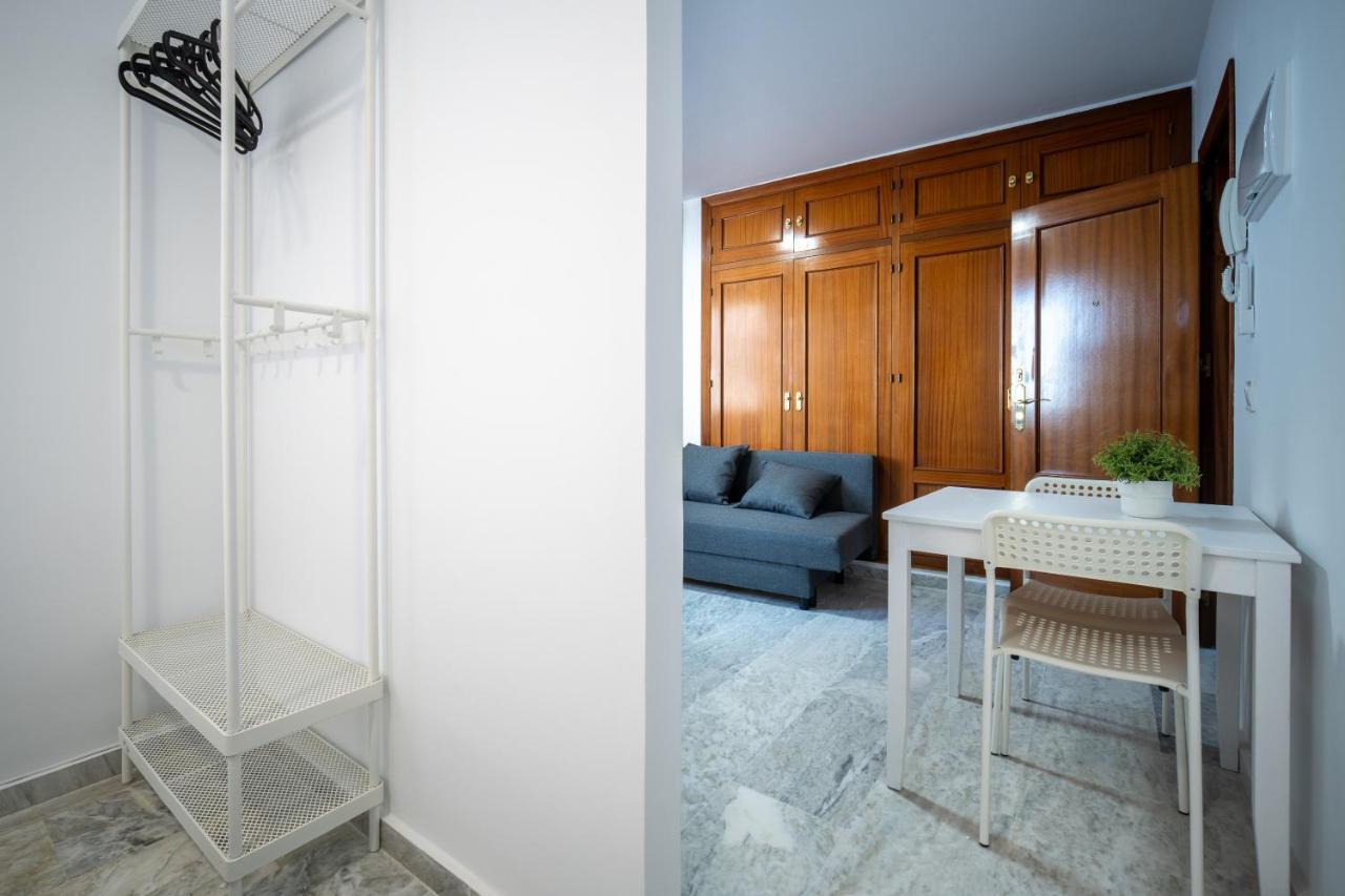 Conjunto De Apartamentos Antiguo Palacio Hotel Paris Huelva Exterior foto