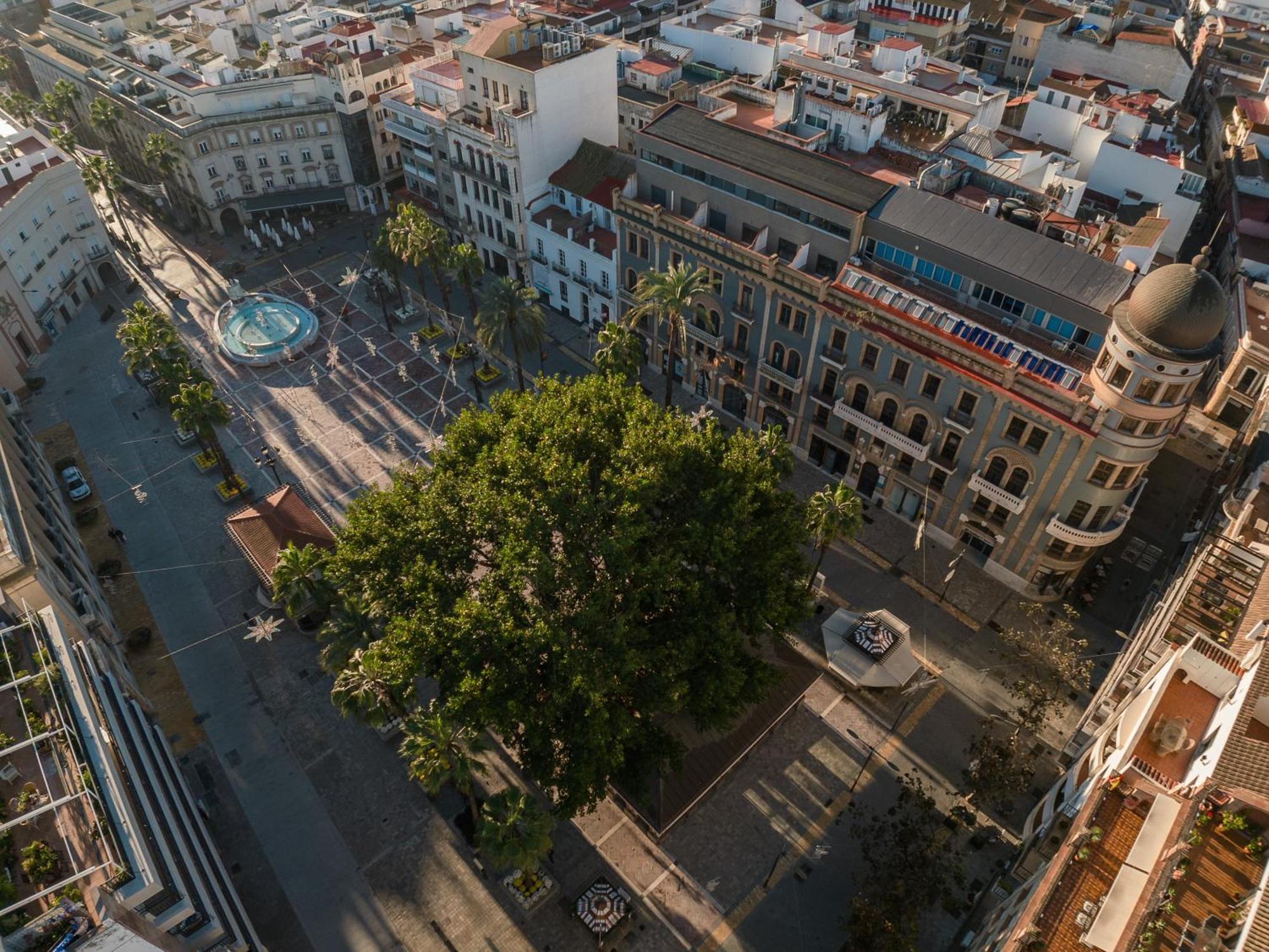 Conjunto De Apartamentos Antiguo Palacio Hotel Paris Huelva Exterior foto